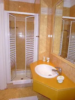 Apartamentos Villa Rosalva Punta Brava Hotel