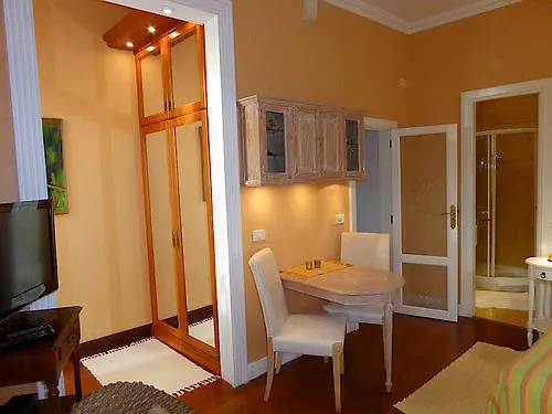 Apartamentos Villa Rosalva Punta Brava 0*,  Spain
