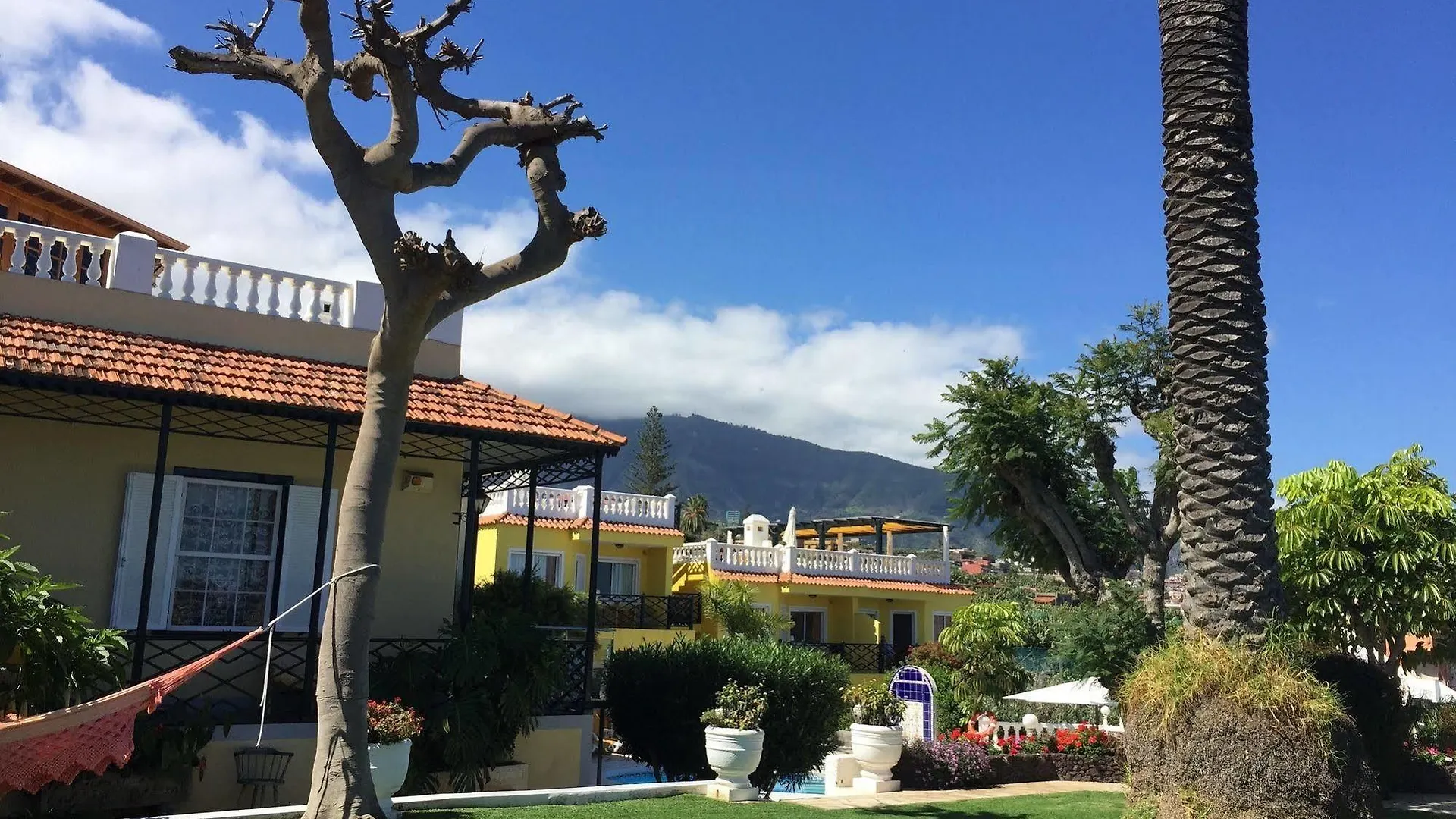 Apartamentos Villa Rosalva Punta Brava Hotel